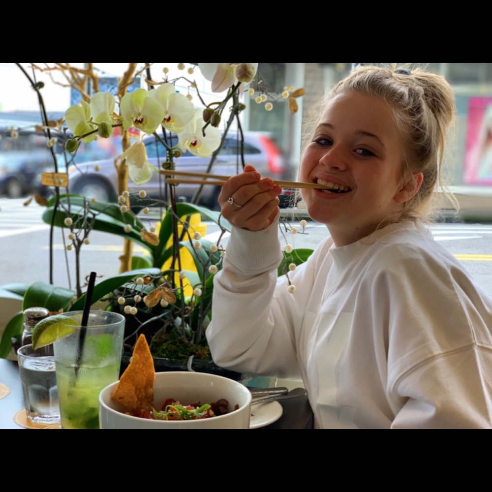 Meet your Posher, Kayla